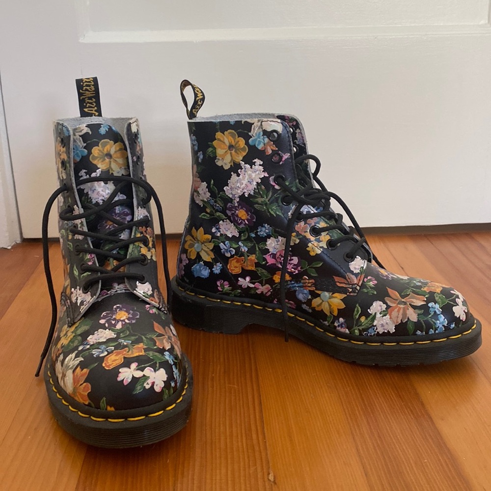 Floral Dr. Martens